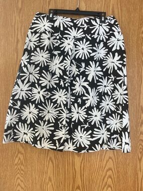Talbots Black and White Aline Floral Skirt Sz. 6 Lightweight 100% Cotton